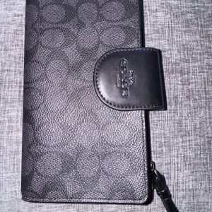 Coach Black Signature Zip-Accent Wallet